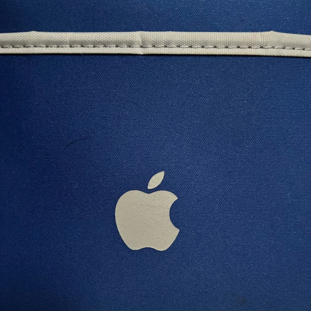 Apple Logo Lunchbox Royal Blue Limited Edition Fully Insulated Inside Pocket EUC - Picture 4 of 6